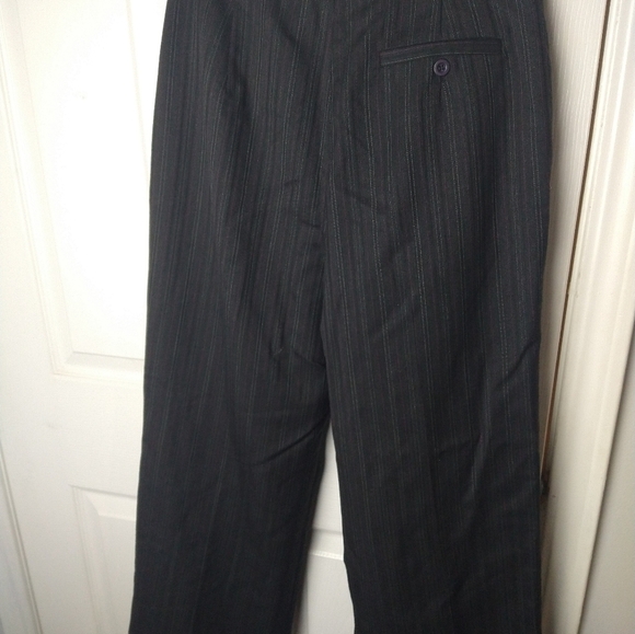 Chadwick's grey purple white pinstripe pleated front dress pants. Size 8P - Picture 9 of 9